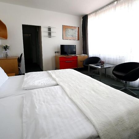 Hotel Central Plzen Luaran gambar
