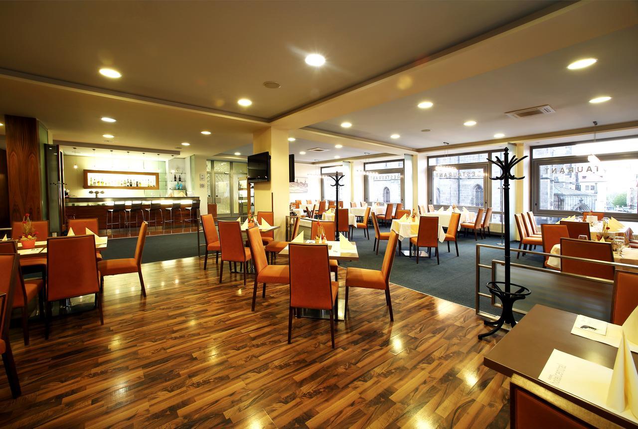 Hotel Central Plzen Luaran gambar