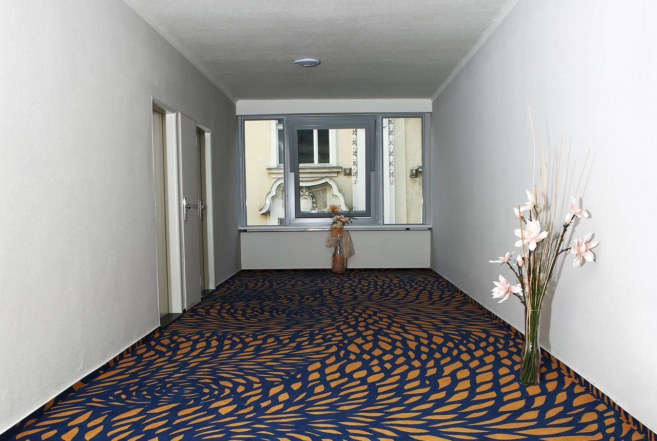 Hotel Central Plzen Luaran gambar
